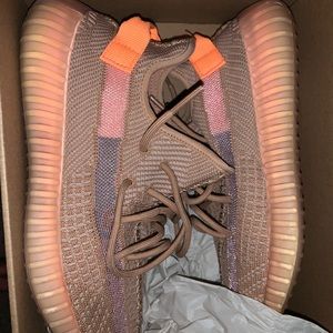 ADIDAS YEEZY BOOST 350 “ CLAY “